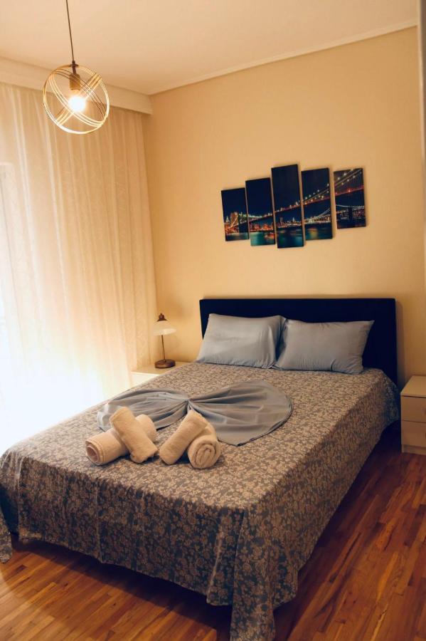 Nikis Apartment Larissa Buitenkant foto
